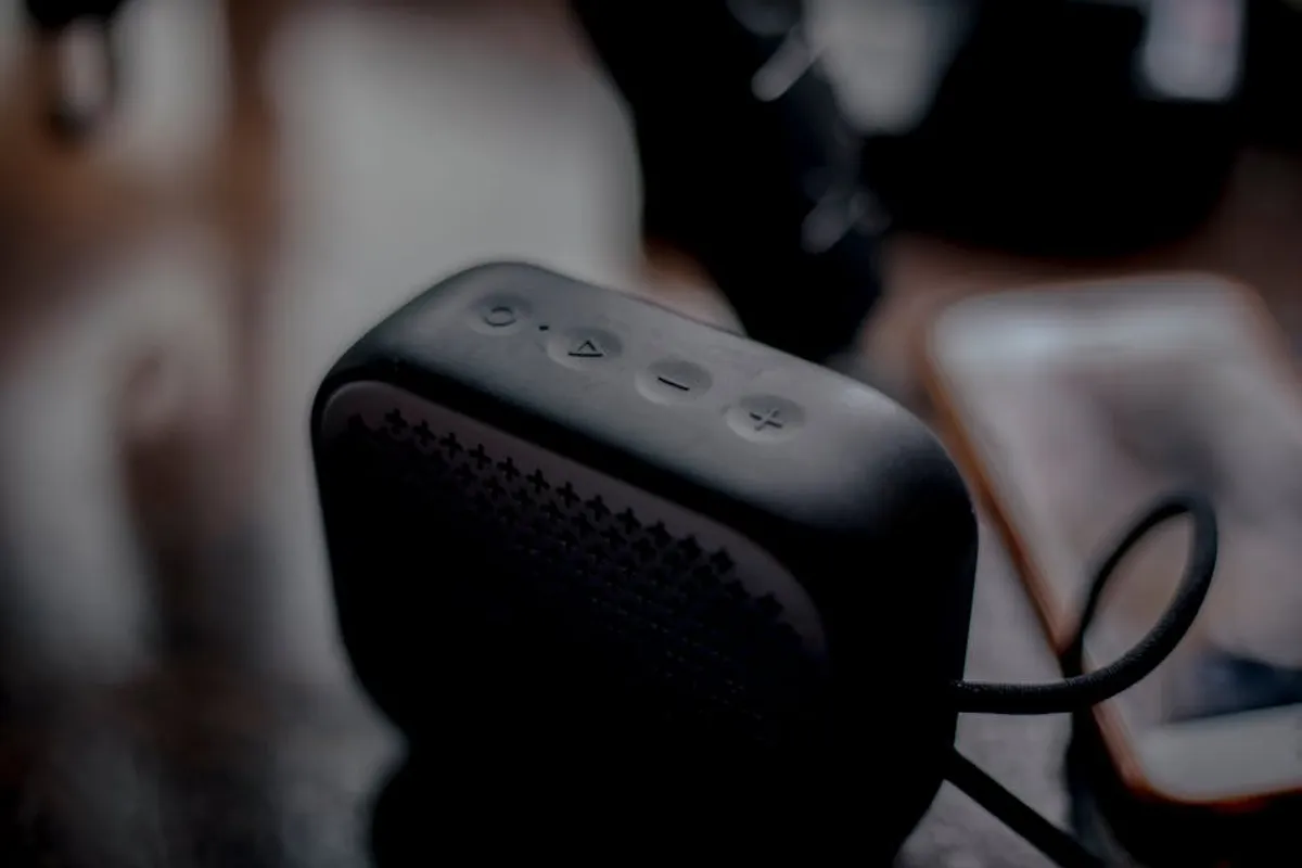 How to Choose Speakers for Small Rooms
