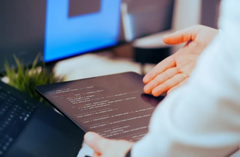Software Review Checklist for Tech Buyers